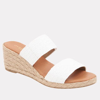 Nori in White Stretch