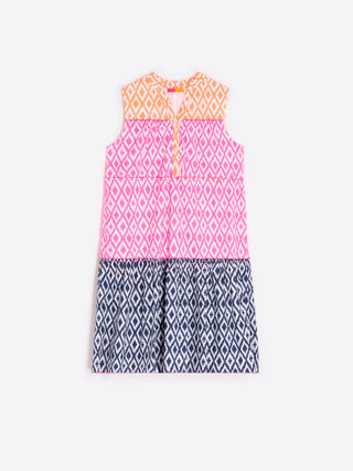 32344 Isa Dress in Ikat Fluor Rosa