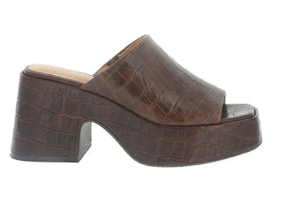 Helia in Brown Croc